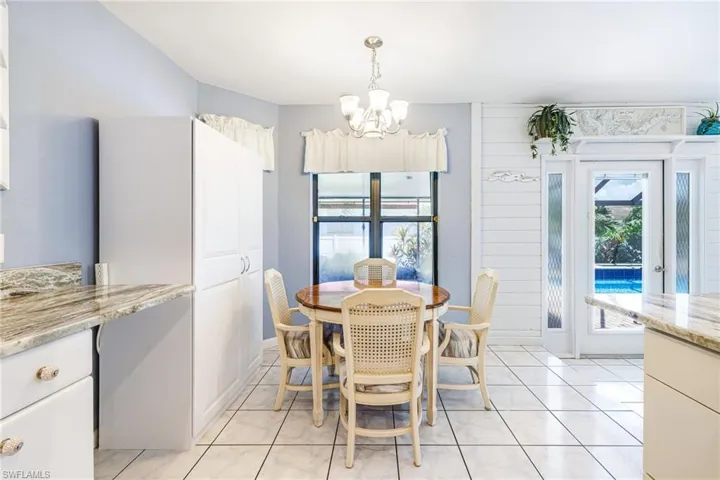 5033 Sw 22nd Pl, Cape Coral, Florida 33914