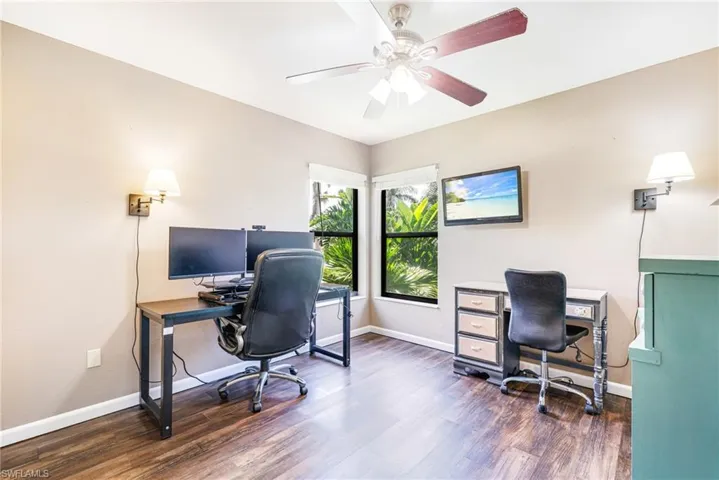 5033 Sw 22nd Pl, Cape Coral, Florida 33914
