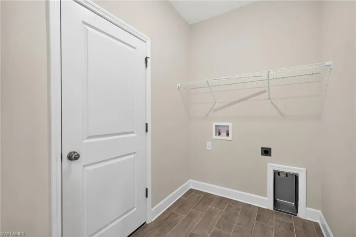 2819 Nw 23rd Ave, Cape Coral, Florida 33993