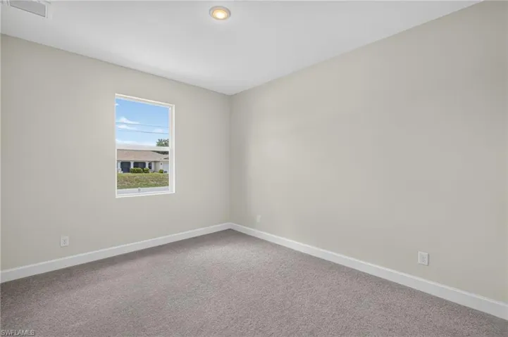 2819 Nw 23rd Ave, Cape Coral, Florida 33993