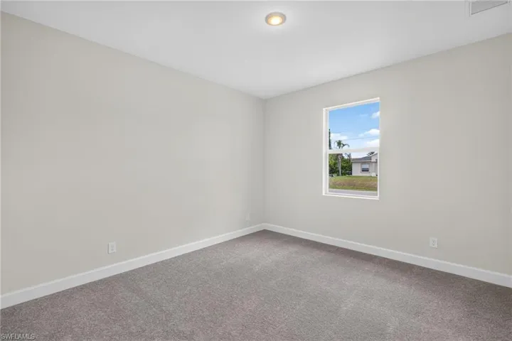 2819 Nw 23rd Ave, Cape Coral, Florida 33993