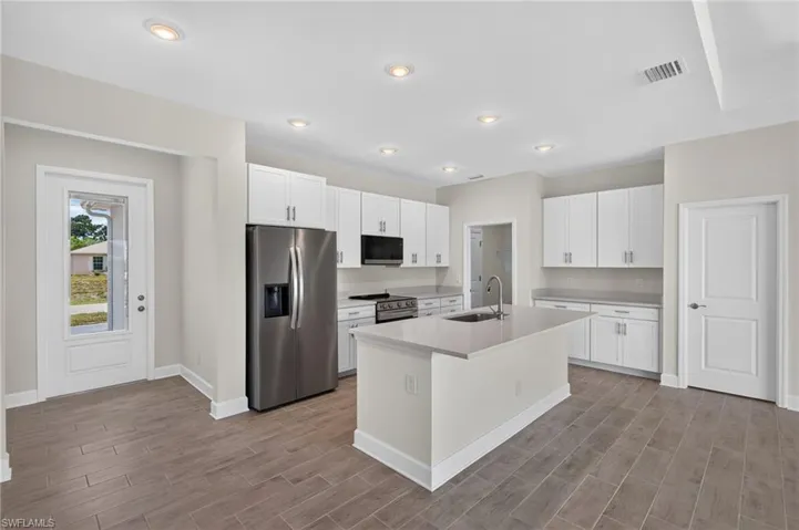 2819 Nw 23rd Ave, Cape Coral, Florida 33993