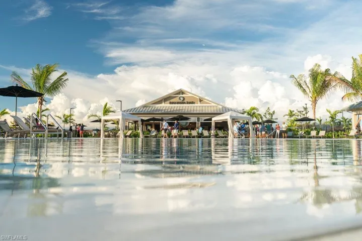 Esplanade by the Islands Community