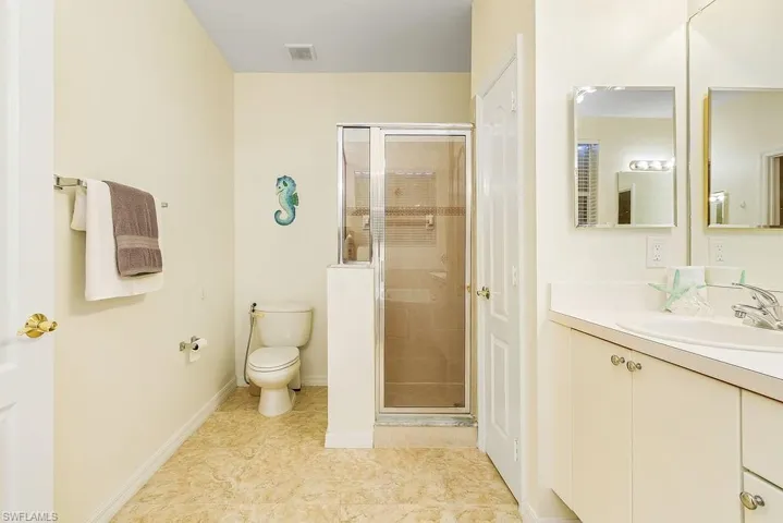 2557  Keystone Lake  DR, Cape Coral, FL 33909