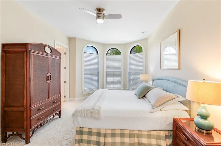 1st floor guest bedroom