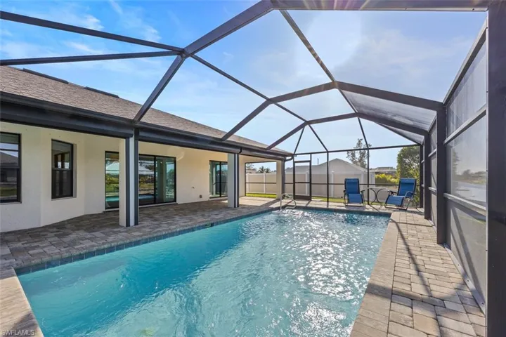 This gorgeous pool has western exposure, so you can watch the sunsets in the evenings. The pool is perfect for swimming and relaxing in the Florida sunshine.