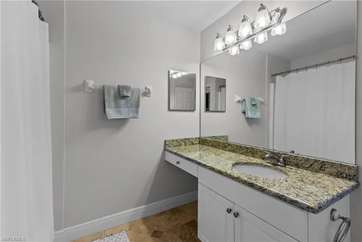 2586 SW 27th  ST, Cape Coral, FL 33914