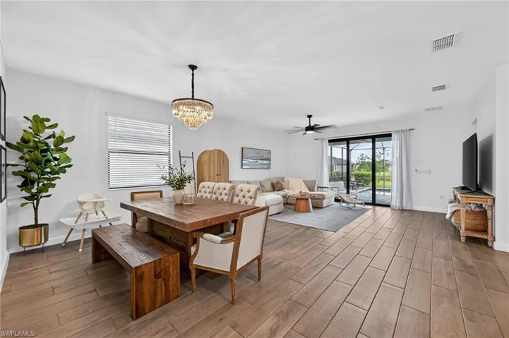 1385 Birdie Dr, Naples, Florida 34120