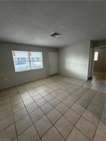 5517  6th  AVE, Fort Myers, FL 33907