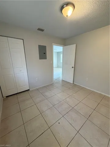 5517  6th  AVE, Fort Myers, FL 33907