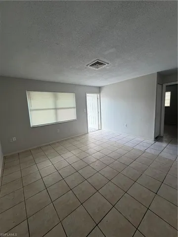 5517  6th  AVE, Fort Myers, FL 33907