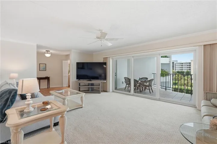 3951 Gulf Shore Blvd N 302, Naples, Florida 34103