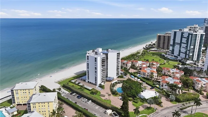 3951 Gulf Shore Blvd N 302, Naples, Florida 34103