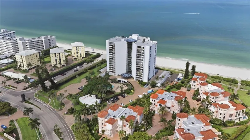 3951 Gulf Shore Blvd N 302, Naples, Florida 34103