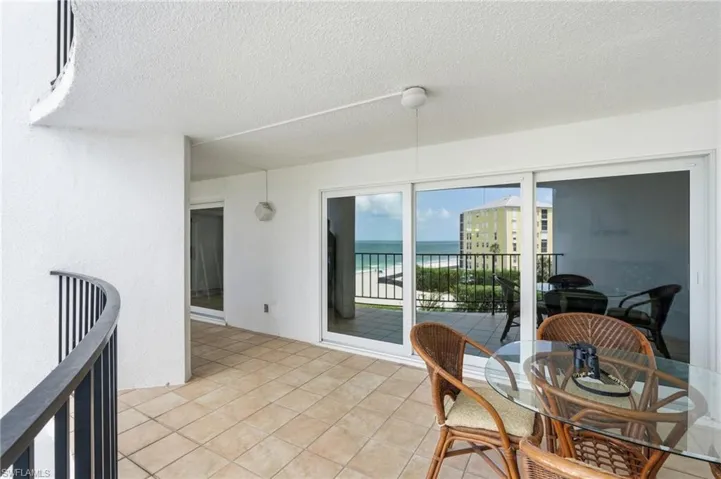 3951 Gulf Shore Blvd N 302, Naples, Florida 34103