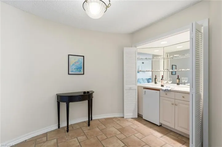 3951 Gulf Shore Blvd N 302, Naples, Florida 34103