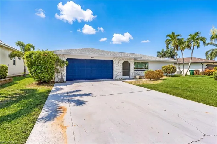 1936 Palaco Grande Pkwy, Cape Coral, Florida 33904