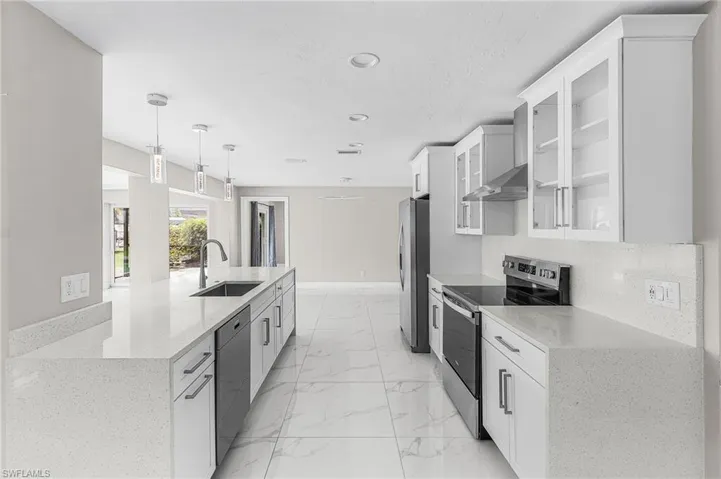 1936 Palaco Grande Pkwy, Cape Coral, Florida 33904