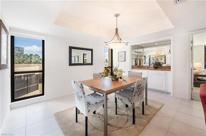4551 Gulf Shore Blvd N 306, Naples, Florida 34103