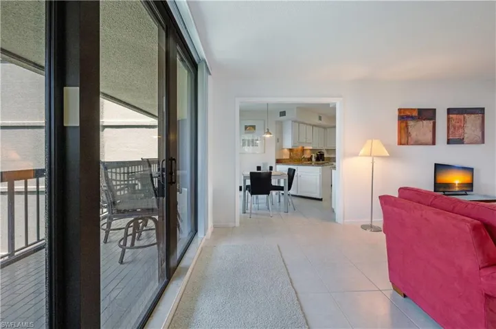 4551 Gulf Shore Blvd N 306, Naples, Florida 34103