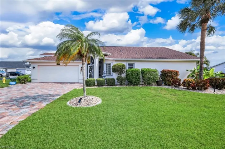 17740  Pineapple Palm  CT, North Fort Myers, FL 33917