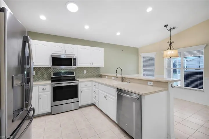 17740  Pineapple Palm  CT, North Fort Myers, FL 33917
