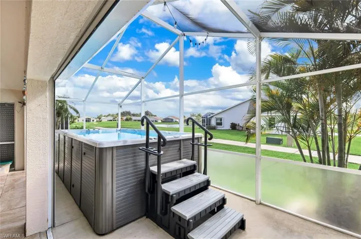 17740  Pineapple Palm  CT, North Fort Myers, FL 33917