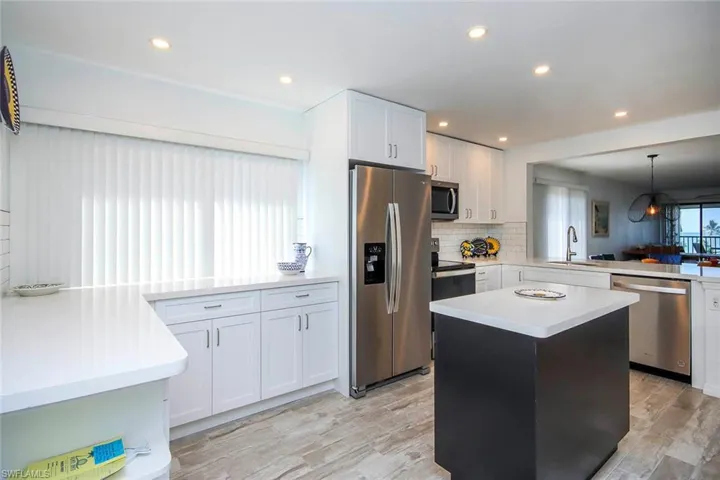 Island Kitchen