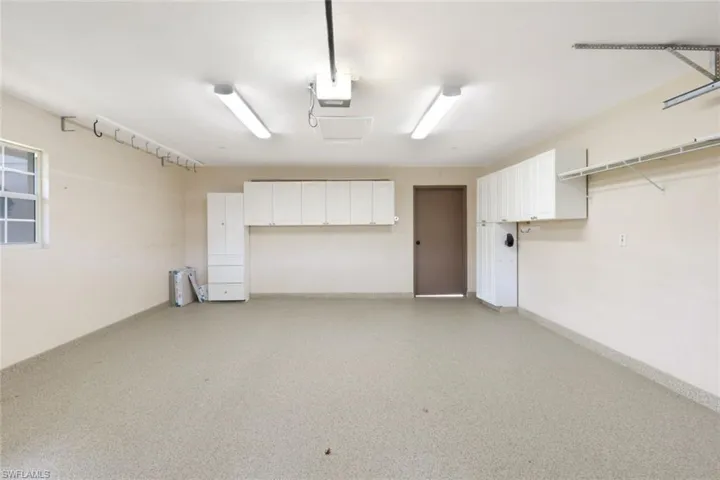 New "Epoxy" Flooring !!!! What a Garage....