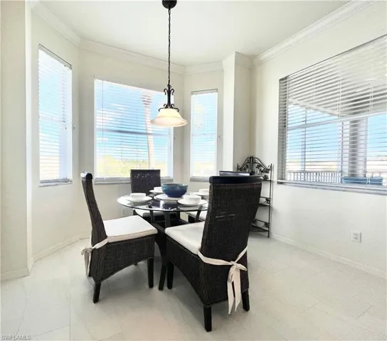 Breakfast Room/Eat In Kitchen