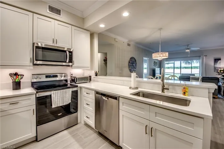 1143  Winding Pines  CIR, Cape Coral, FL 33909