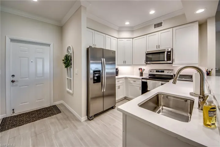 1143  Winding Pines  CIR, Cape Coral, FL 33909