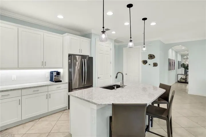 4560 Colony Villas Dr 1701, Bonita Springs, Florida 34134
