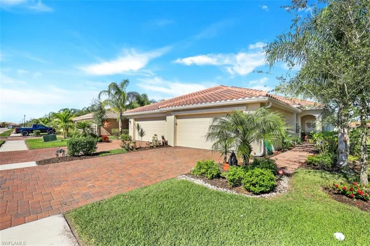 1839  Alameda  DR, Naples, FL 34120