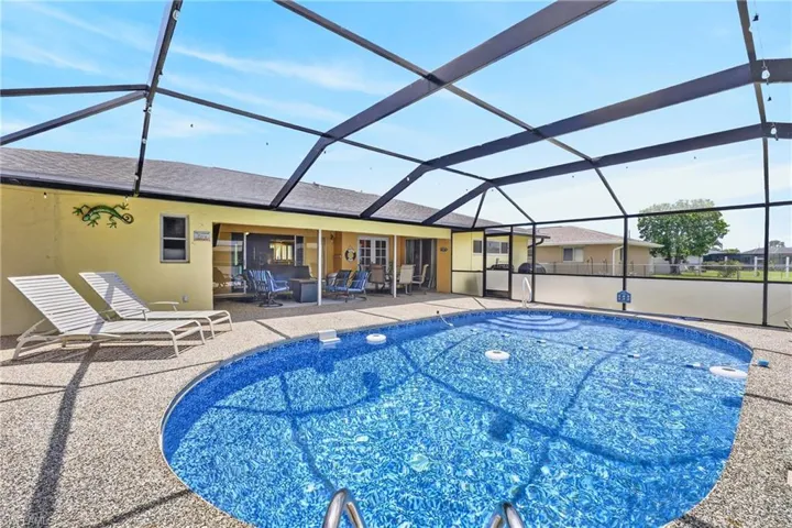 3937 Se 9th Ct, Cape Coral, Florida 33904