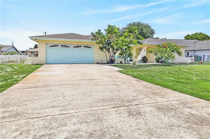 3937 Se 9th Ct, Cape Coral, Florida 33904