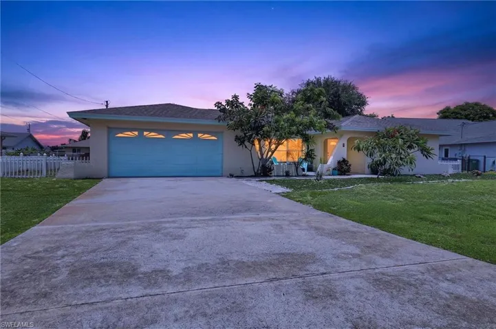 3937 Se 9th Ct, Cape Coral, Florida 33904