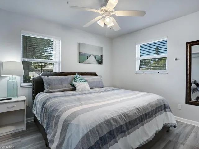 657 93rd Ave N 2, Naples, Florida 34108