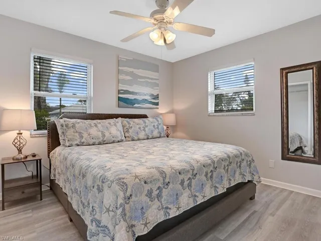 657 93rd Ave N 2, Naples, Florida 34108