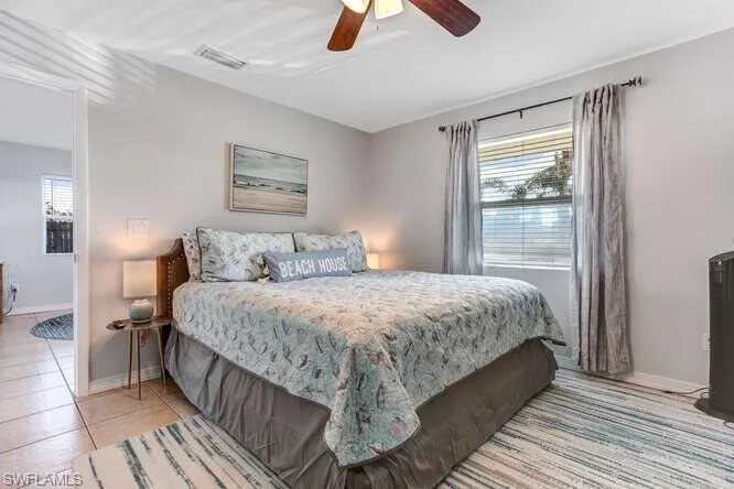 657 93rd Ave N 2, Naples, Florida 34108