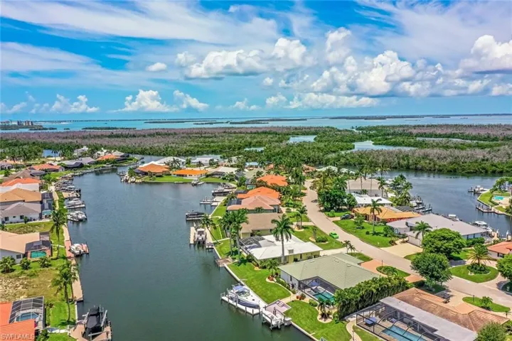 14871 Canaan Dr, Fort Myers, Florida 33908