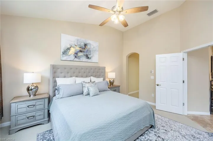 6657 Alden Woods Cir 201, Naples, Florida 34113