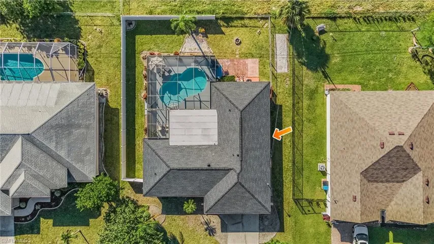 Bird's eye view of a pool