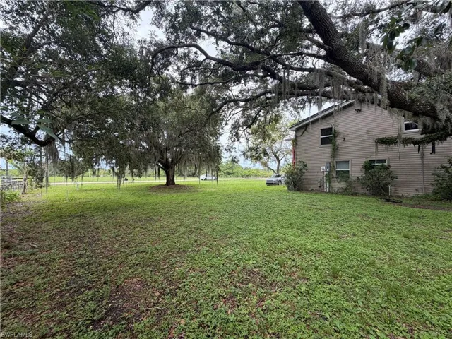 2630 Bee Branch Lakes Dr, Labelle, Florida 33935