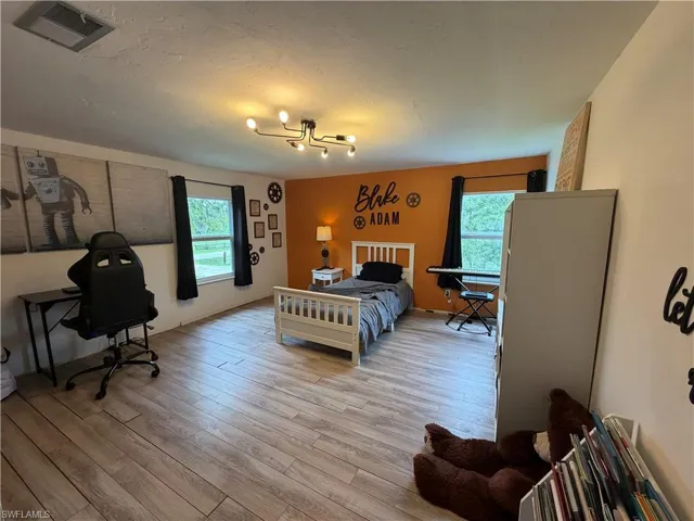Bedroom #1