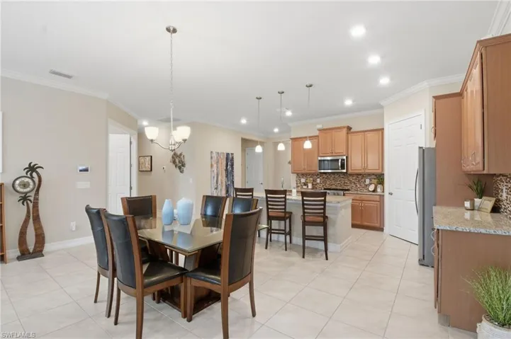 3653 Avenida Del Vera, North Fort Myers, Florida 33917