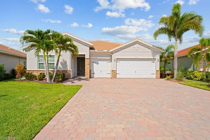 3653 Avenida Del Vera, North Fort Myers, Florida 33917