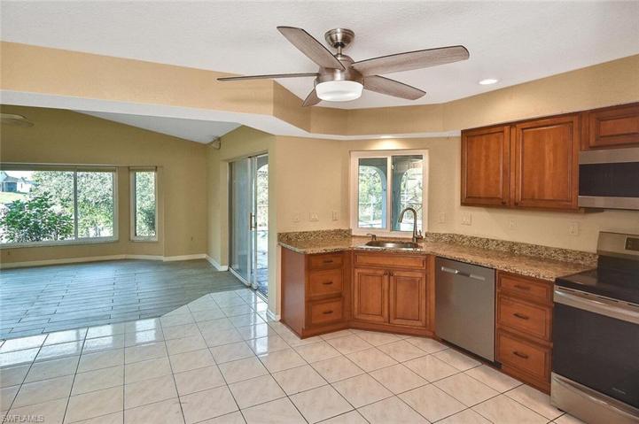 230 Salem AVE NW, PORT CHARLOTTE FL 33952