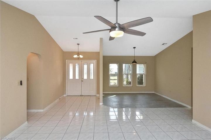 230 Salem AVE NW, PORT CHARLOTTE FL 33952