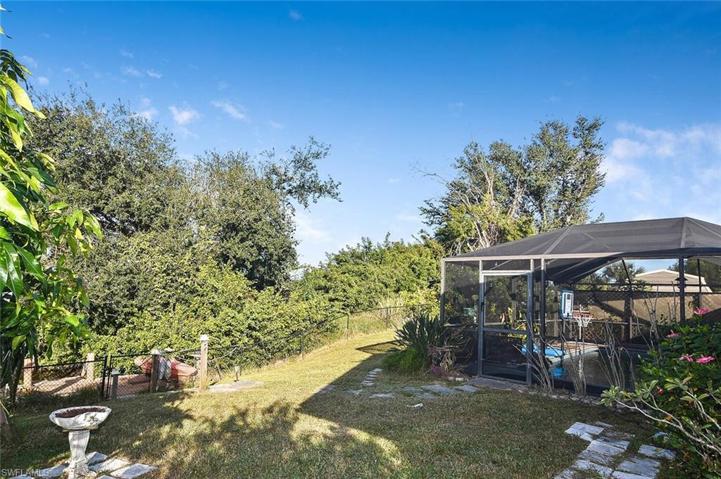 230 Salem AVE NW, PORT CHARLOTTE FL 33952